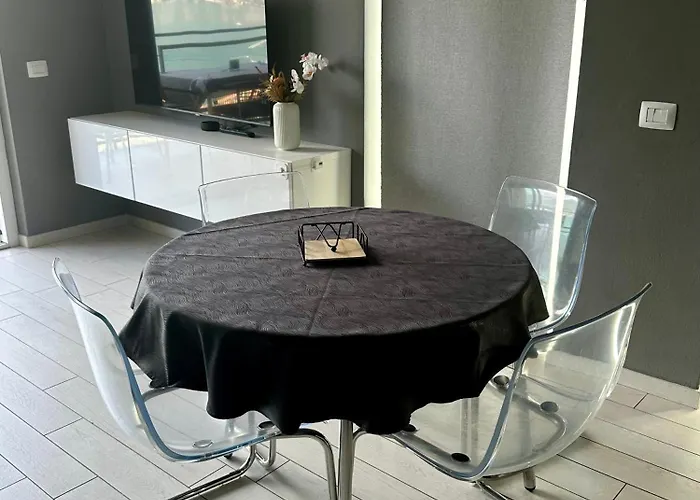 Open View Apartment